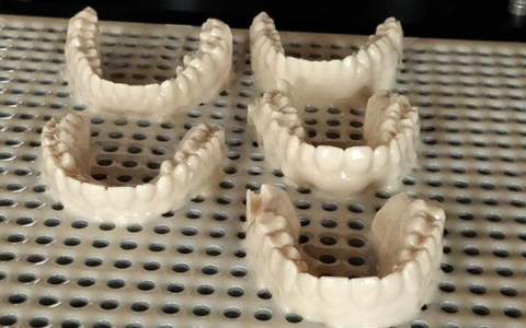 3d打印機應(yīng)用到牙科領(lǐng)域會有什么好處？